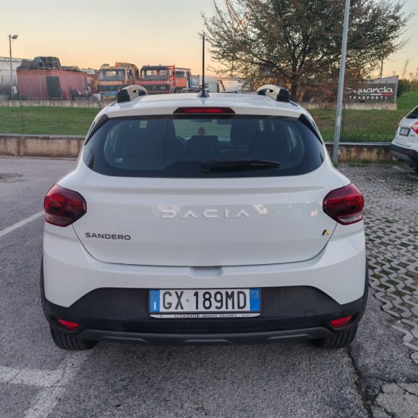 Dacia Sandero GX189MD 8