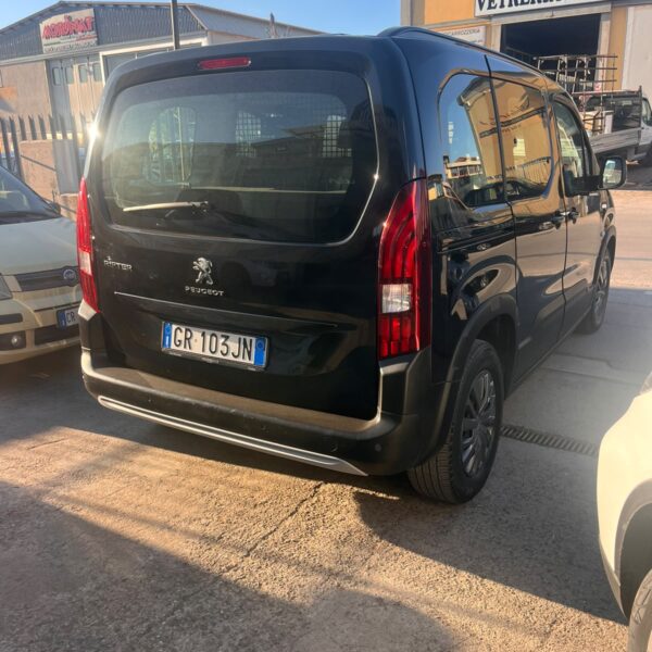 Peugeot Rifter GR103JN 5